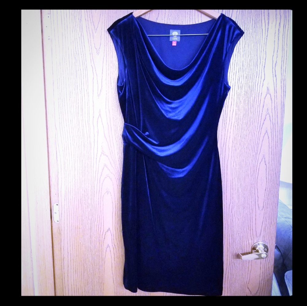 Vince Camuto Velvet sheath dress